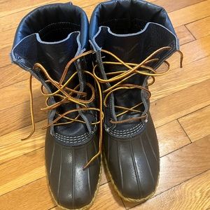 LL Bean Boot worn twice 8" Padded Collar Thinsulate Luxe Limited Edition US made
